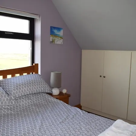 Cosy Two Bedroom On The Mullet Peninsula * An Geata Mor