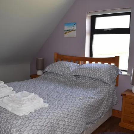 Cosy Two Bedroom On The Mullet Peninsula Lägenhet *